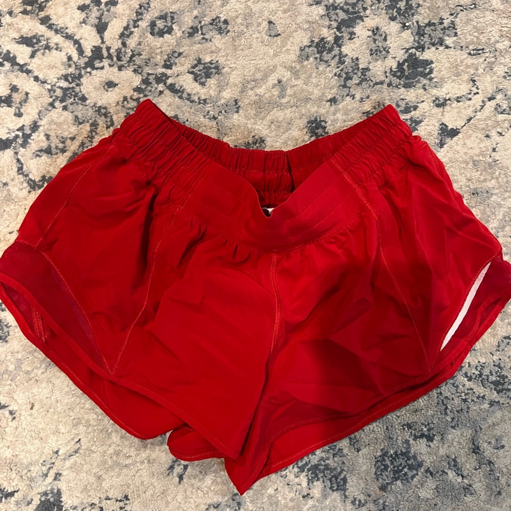 Lululemon Hotty hot shorts
